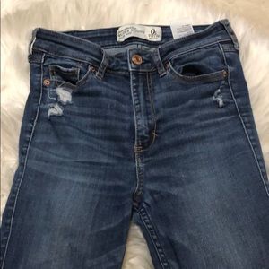 Abercrombie and Fitch super skinny jeans